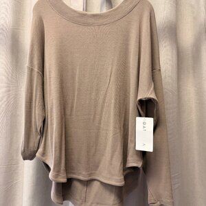 Arula Cutout back lightweight Top